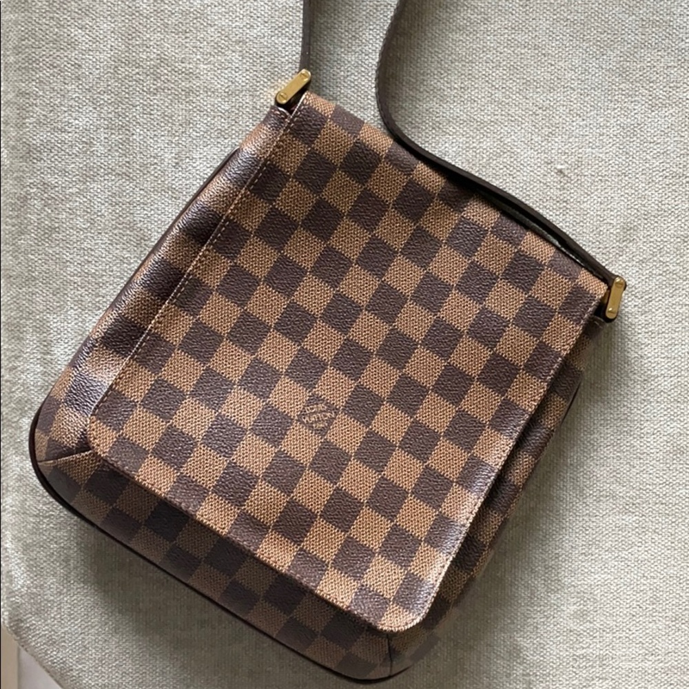 Louis Vuitton ebene damier crossbody bag
